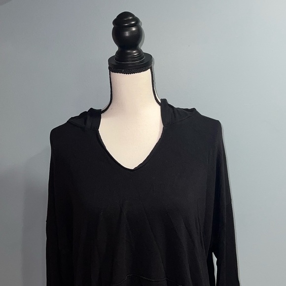 *N/P- Black hooded sweatshirt - Picture 2 of 5